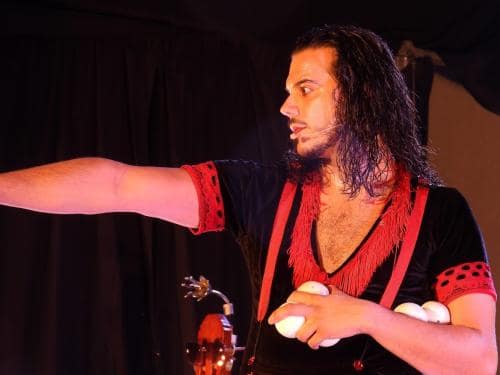 chicharrón circo flamenco